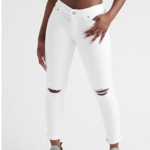 NWT LEVIS 711 SKINNY JEANS